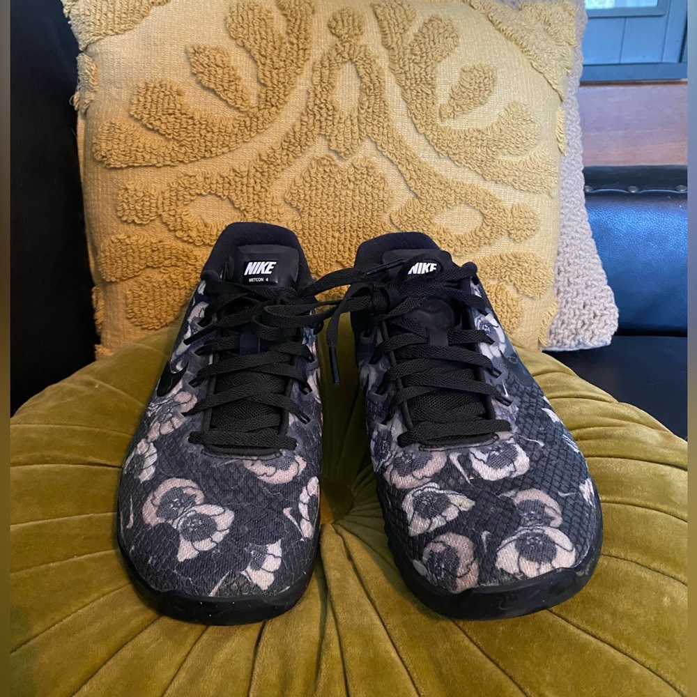 Nike Metcom 4 Athletic Shoes
